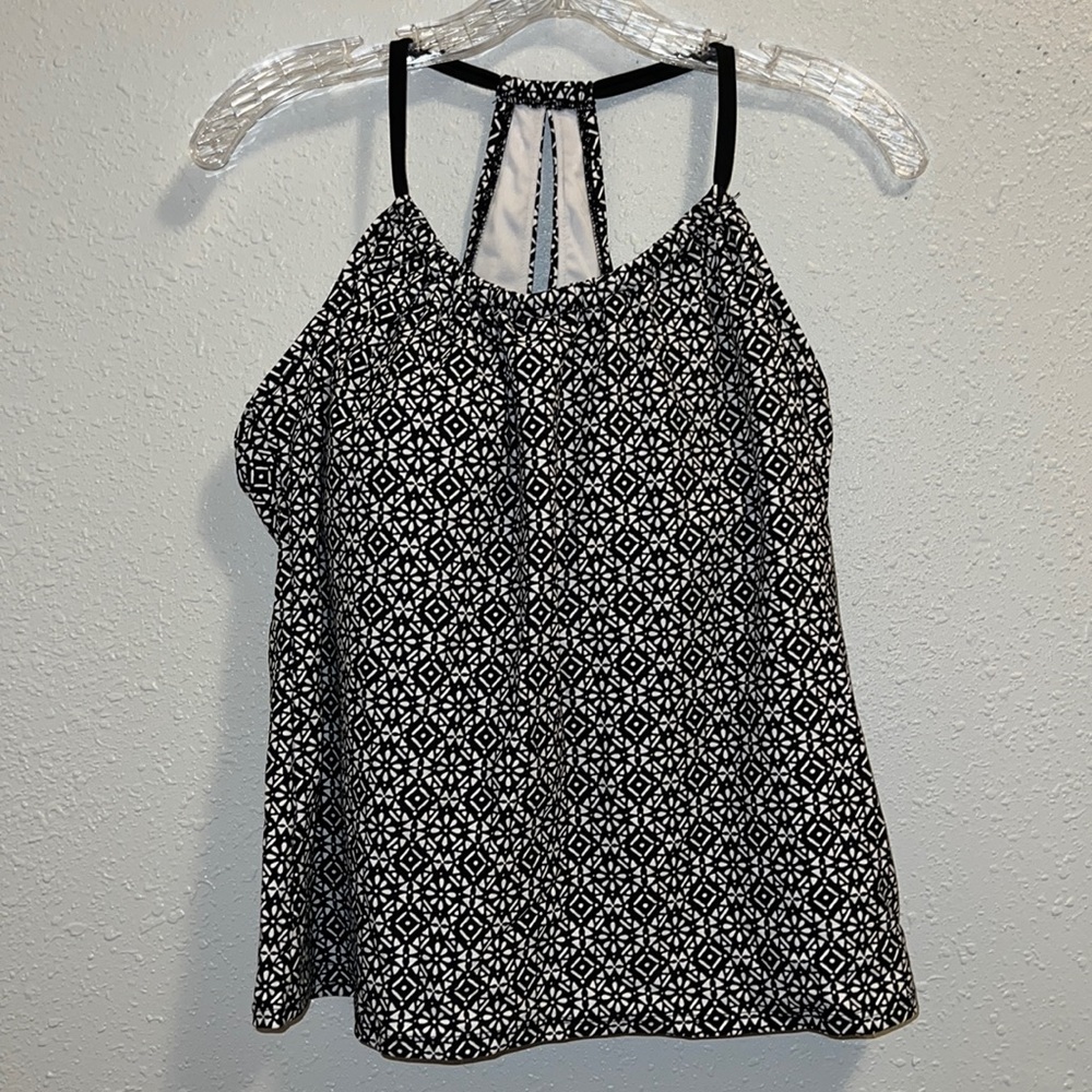 BNOWT Merona Tankini Top